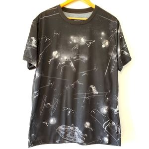 Star Wars Space Ships Printed T-shirt Size Large.